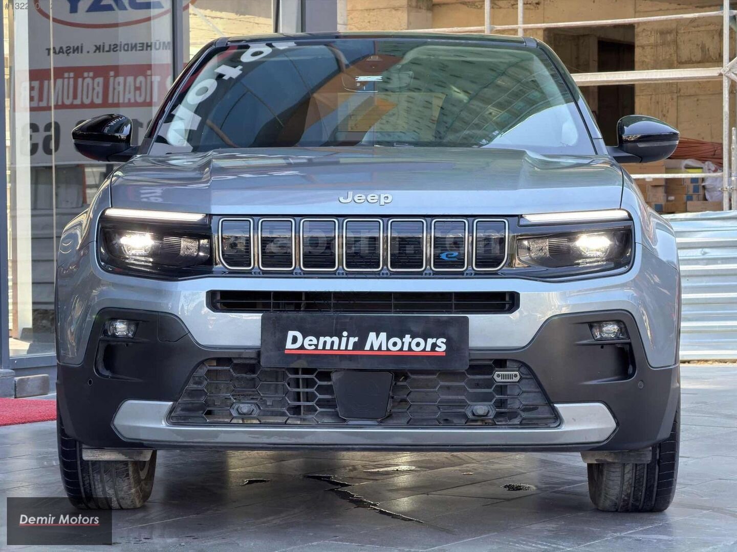 Galeriden Jeep Avenger Electric Summit 2023 Model İstanbul 44.000 km Gri 3