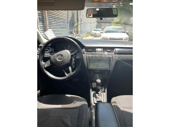 Sahibinden Skoda Rapid 1.6 CR TDI Spaceback Elegance 2015 Model 