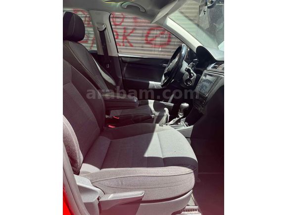 Sahibinden Skoda Rapid 1.6 CR TDI Spaceback Elegance 2015 Model 