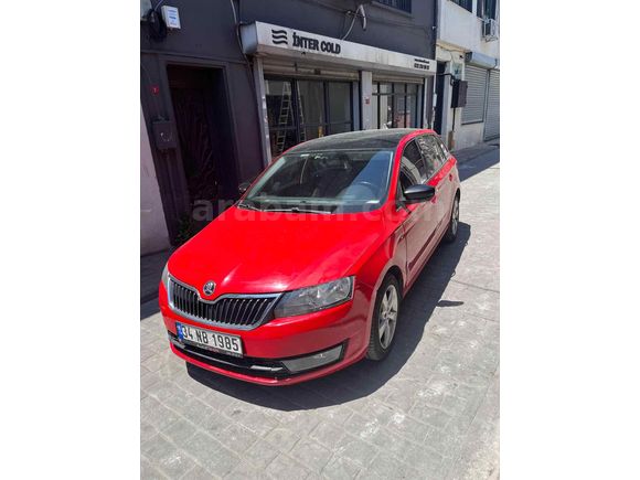 Sahibinden Skoda Rapid 1.6 CR TDI Spaceback Elegance 2015 Model 