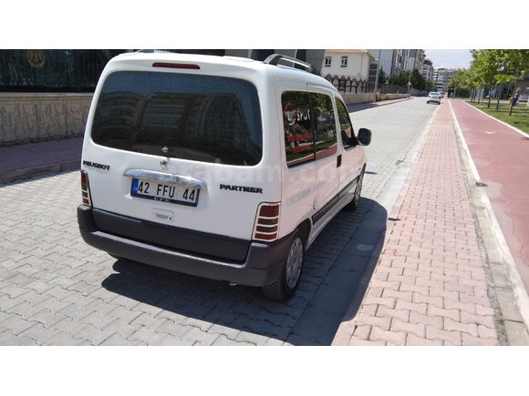 Masrafsız Combi Partner Çift sürgü Bakımlı Combi van 2004