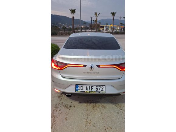 Sahibinden Renault Megane 1.5 Blue DCI Touch 2019 Model