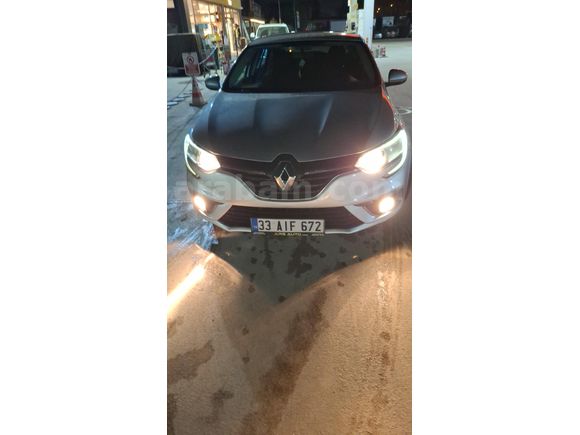 Sahibinden Renault Megane 1.5 Blue DCI Touch 2019 Model