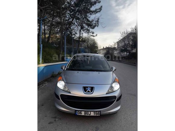 Sahibinden Peugeot 207 1.4 Trendy 2007 Model 