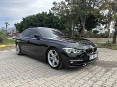Boyasız değişensiz tramersiz orjinal LCİ Sahibinden BMW 3 Serisi 320i ED Luxury Line 2015 Model 