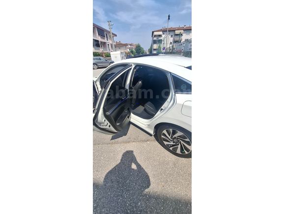 Sahibinden Honda Civic 1.6i VTEC Eco Executive 2018 Model 