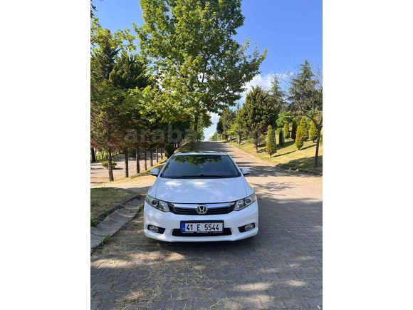 Sahibinden Honda Civic 1.6i VTEC Eco Elegance 2012 Model 