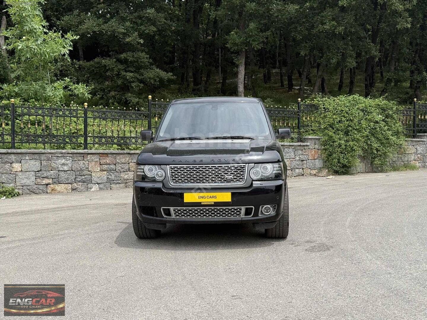 Galeriden Land Rover Range 3.0 TD6 Vogue 2006 Model İstanbul 400.000 km Siyah 1