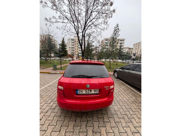 Sahibinden Skoda Fabia 1.4 Ambiente 2012 Model