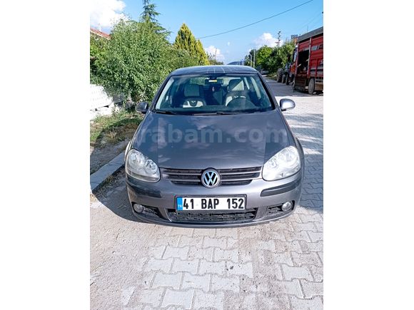 SAHİBİNDEN DÜŞÜK KMLİ VW GOLF OTOMATİK MASRAFSIZ TEMİZ ARAÇ