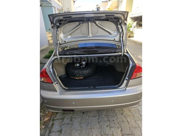 Sahibinden Honda Civic 1.6i VTEC LS 2005 Model