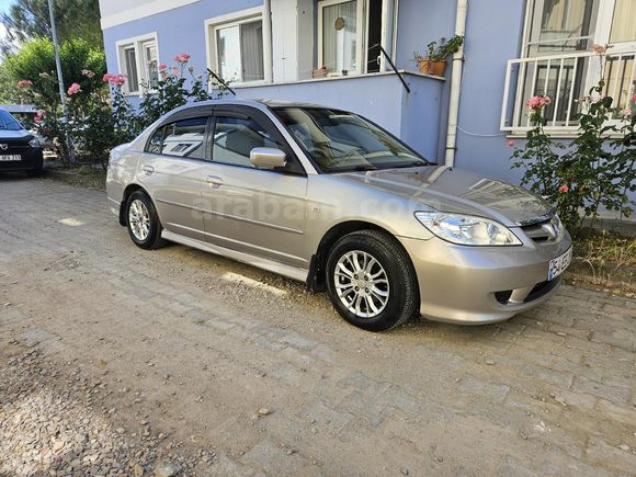 Sahibinden Honda Civic 1.6i VTEC LS 2005 Model
