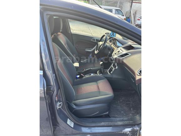 Sahibinden Ford Fiesta 1.4 Titanium X 2011 Model 
