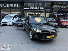 Demkar otomotiv den cam tavanlı Tiguan
