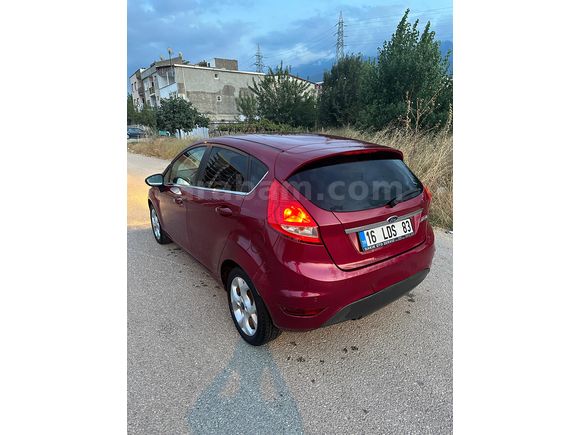 Sahibinden Ford Fiesta 1.4 Titanium 2011 Model 