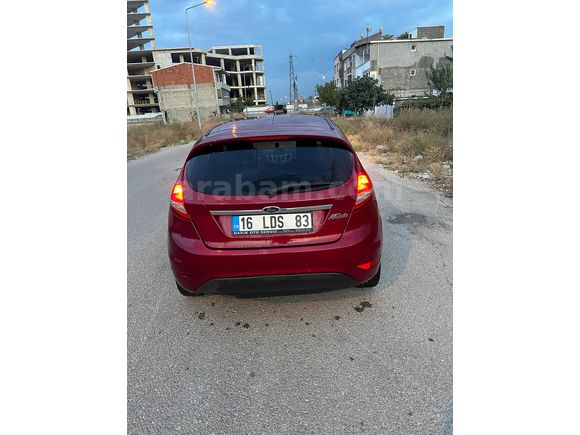 Sahibinden Ford Fiesta 1.4 Titanium 2011 Model 