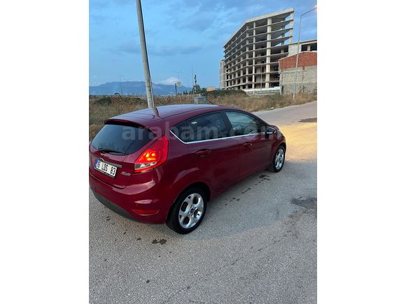 Sahibinden Ford Fiesta 1.4 Titanium 2011 Model 