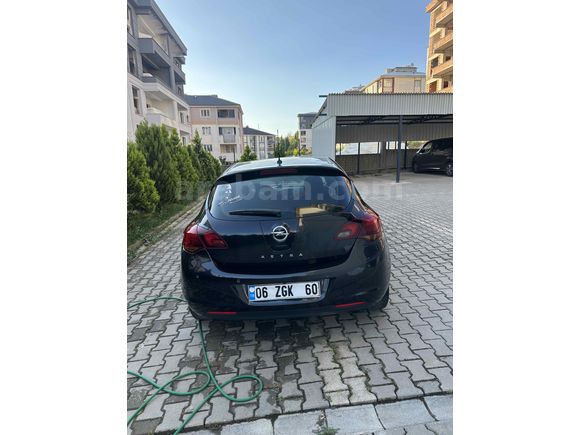DÜŞÜK KM TEMİZ ASTRA 