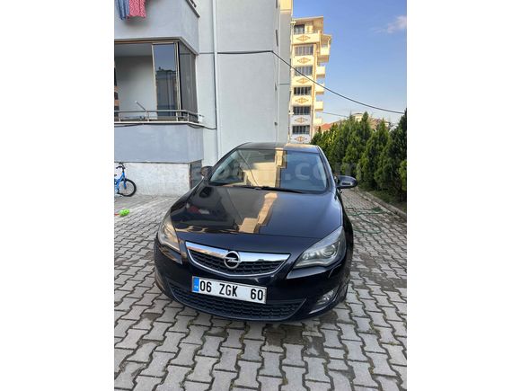 DÜŞÜK KM TEMİZ ASTRA 