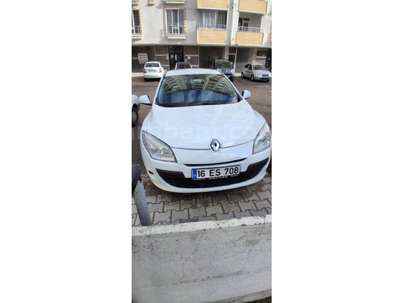 Sahibinden Renault Megane 1.5 dCi Expression 2012 Model  205.000 km Beyaz