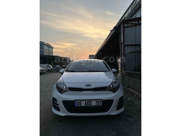 Sahibinden Kia Rio 1.4 CRDi Concept 2016 Model  160.000 km Beyaz