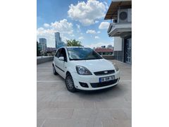 Sahibinden Acil Satılık Uygun Fiyatlı 1.4 Ford Fiesta Comfort