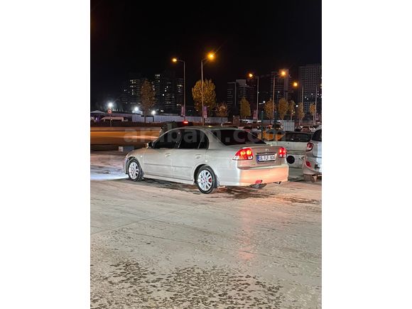 Sahibinden Honda Civic 1.6i VTEC LS 2004 Model