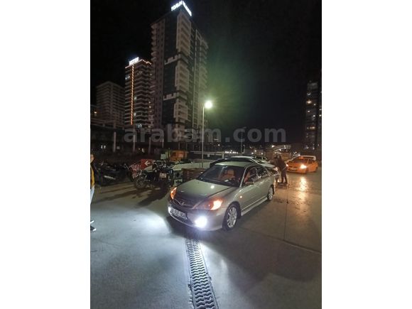 Sahibinden Honda Civic 1.6i VTEC LS 2004 Model