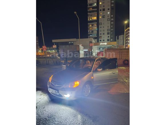 Sahibinden Honda Civic 1.6i VTEC LS 2004 Model