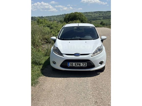 Sahibinden Ford Fiesta 1.4 TDCi Titanium 2011 Model 