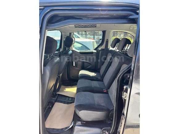 Sahibinden Citroen Berlingo 1.6 Multispace 2011 Model