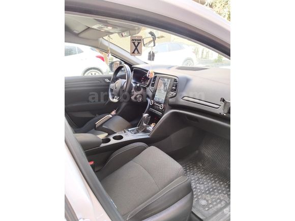 TERTEMİZ DOLU MEGANE