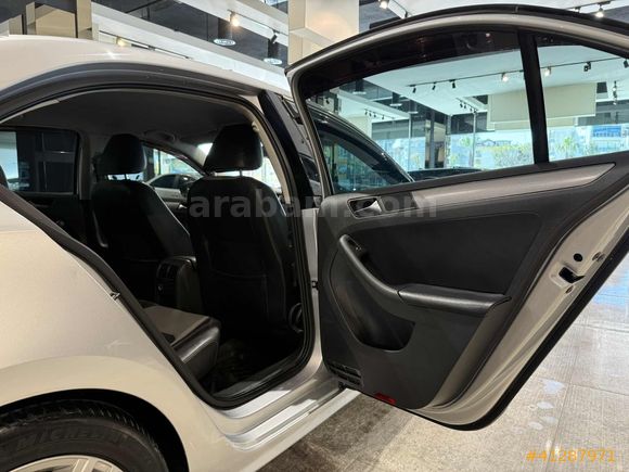 EGETUĞ 2013 Jetta Comfortline Dsg Lpg Park Sensörü 250.000 Km