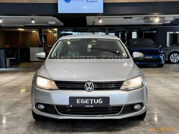 EGETUĞ 2013 Jetta Comfortline Dsg Lpg Park Sensörü 250.000 Km