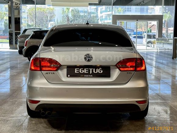 EGETUĞ 2013 Jetta Comfortline Dsg Lpg Park Sensörü 250.000 Km