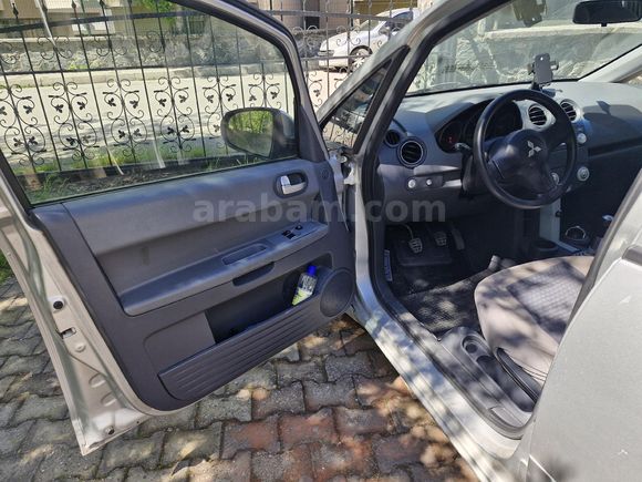 Sahibinden Mitsubishi Colt 1.3 Invite 2006 Model
