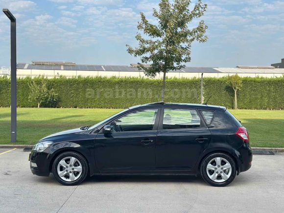 Sahibinden Kia Ceed 1.6 CRDi Concept 2011 Model 