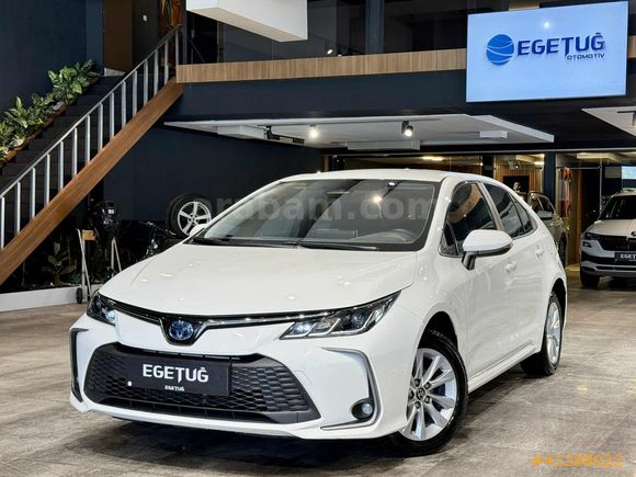 EGETUĞ 2024 Hybrid 140Hp Acc Şerit Takip Kablosuz Şarj 54.000 Km