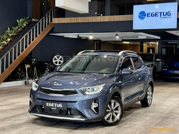 EGETUĞ 2025 Kia Stonic Sunroof Geri Görüş Park Sensörü 19.900 Km