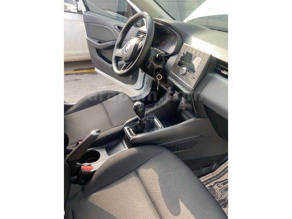 Sahibinden Renault Clio 1.0 TCe Icon 2023 Model 