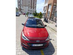 Sahibinden Hyundai i20 1.2 MPI Style 2015 Model  191.000 km Kırmızı