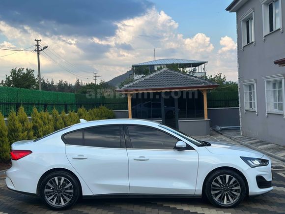 Sahibinden Ford Focus 1.5 EcoBlue Titanium-X 2025 Model 