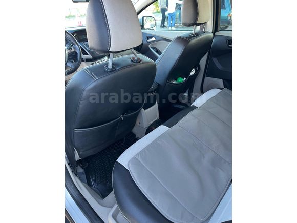 Sahibinden Ford Focus 1.6 TDCi Style 2012 Model