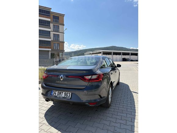 Sahibinden Renault Megane 1.5 Blue DCI Touch 2020 Model 