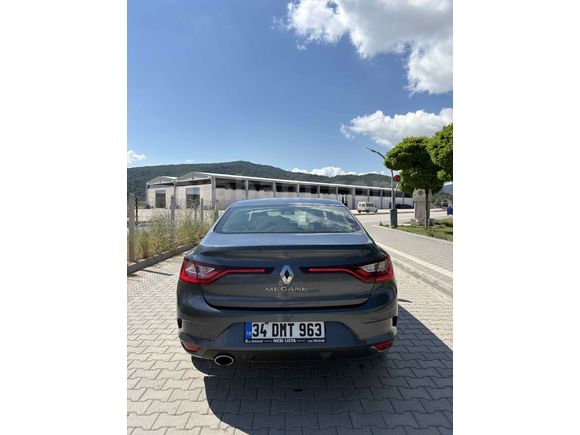 Sahibinden Renault Megane 1.5 Blue DCI Touch 2020 Model 