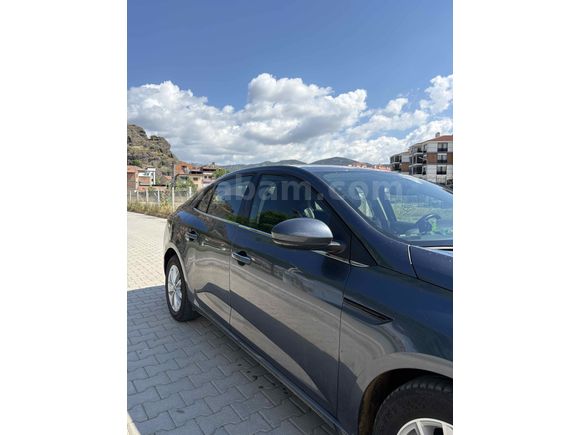Sahibinden Renault Megane 1.5 Blue DCI Touch 2020 Model 