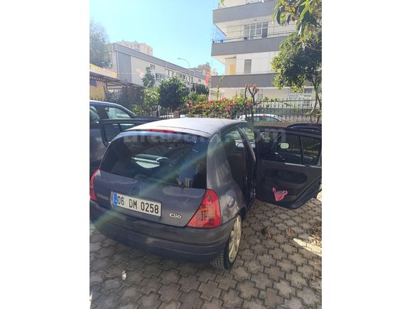 Sahibinden Renault Clio 1.6 RTE 2000 Model
