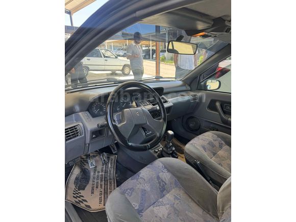 Galeriden Renault Clio 1.4 RT 1996 Model Şanlıurfa