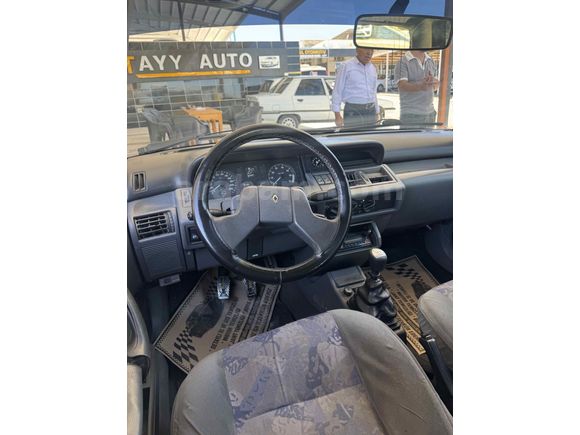 Galeriden Renault Clio 1.4 RT 1996 Model Şanlıurfa