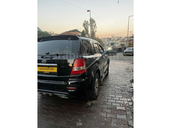 Muhcar Motors’ tan Kia Sorento 2.5 CRDi EX 2006 Model İstanbul